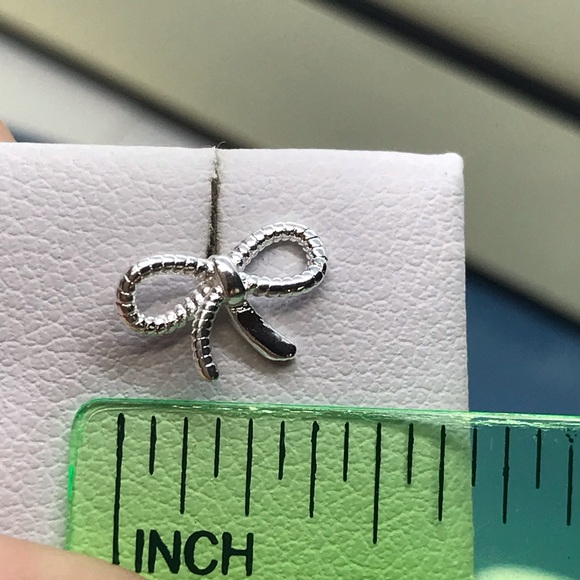 Sterling Silver 925 Bow Stud Earrings - Picture 4 of 4